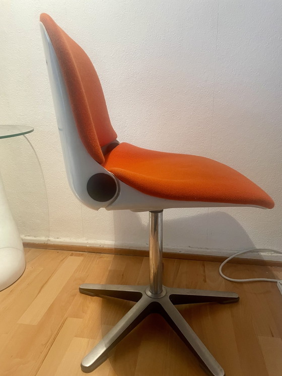 Sedia per visitatori Wilkhahn 231/5 – Arancione – Stile vintage Space Age anni '70 – Sedie da camera (photo 3 of 5)