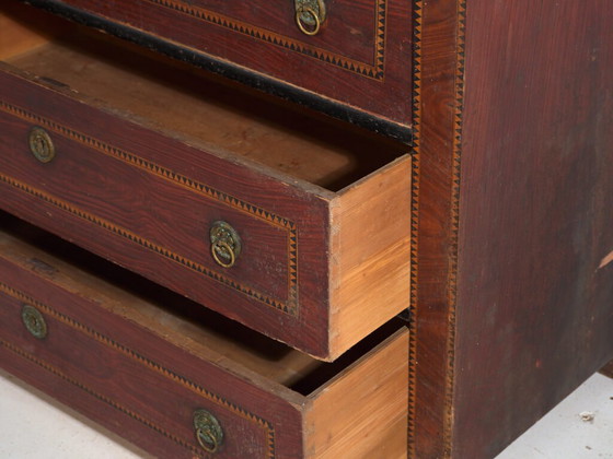 Central European Biedermeier chest of drawers in pine with four drawers – Central Europe, circa 1850 – Wood (photo 40 of 40)