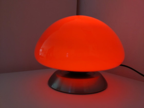 Lampada da tavolo con paralume in vetro rosso, Out of the blue, Lampade da tavolo, Metallo, Space Age (foto 4 di 9)