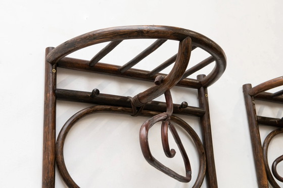 Set of two vintage coat racks in bamboo and rattan (photo 4 of 5)