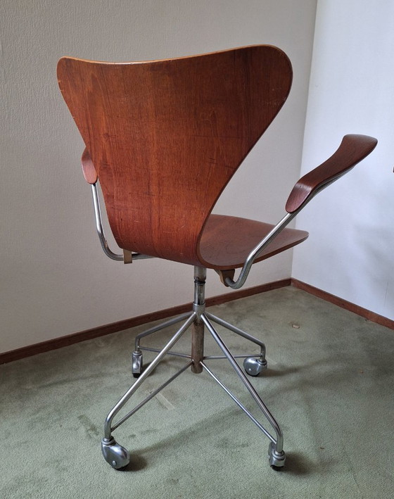 Bureaustoel Fritz Hansen model 3217 – Bureaustoelen, Metaal (photo 9 of 16)