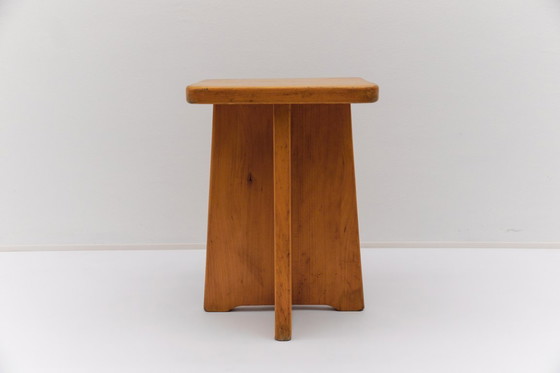 Image 1 of Conjunto de 6 taburetes de roble al estilo de Pierre Chapo, Francia, años 60