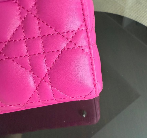 Image 1 of DIOR LADY SMALL - CANNAGE LAMMLEDER BARBIE PINK SILBERNE BESCHLÄGE