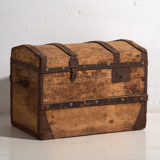 Baúl de viaje antiguo de madera de pino – Europa Central, circa 1900 – Armarios de almacenamiento, Iron (photo 5 of 28)