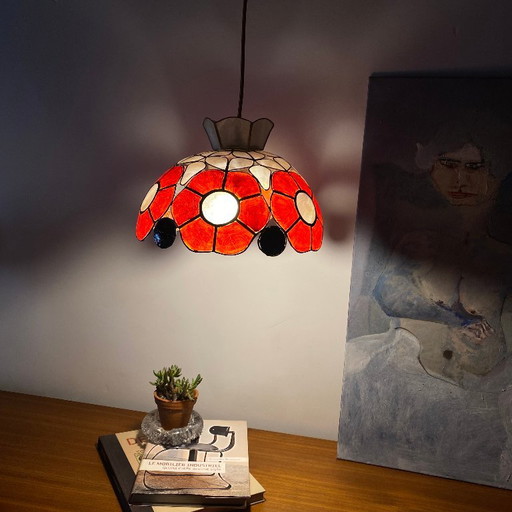 Mother-of-pearl chandelier, Capiz shell, 1950s style, red flowers – hanglampen, Stone