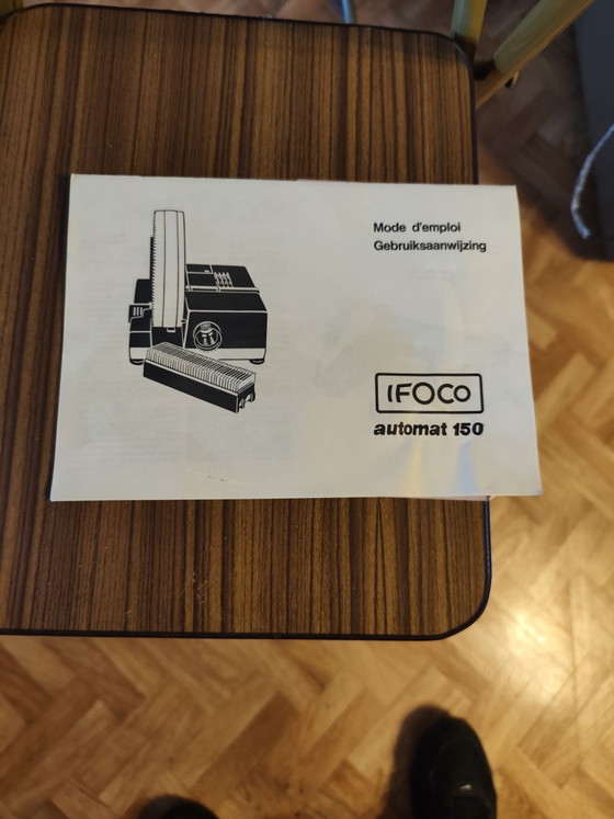 complete vintage slide projector set/ analog home cinema, Ifoco, Decorative Objects, Metal, Plastic, Black (photo 6 of 15)