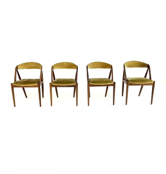 Image 1 of Set van 4 vintage eetkamerstoelen model 31, Kai Kristiansen ‘60