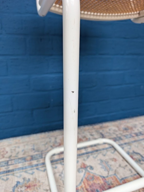 Set of 3 barstools with white metal frame and rattan, Vintage (photo 14 of 15)