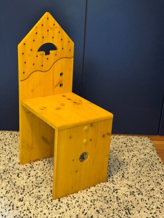 Image 1 of Mobilier pour enfants / Collection MAKIS (Makis Warlamis) figure également dans la sélection du MoMA de New York.