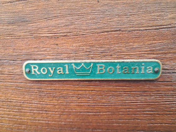 Image 1 of 4 Royal Botania Teak stand-up chairs, folding