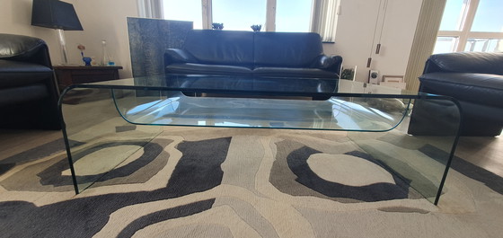 Image 1 of Tavolino da caffè in vetro - Design senza tempo