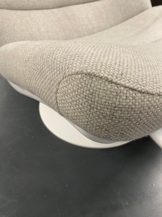 Image 1 of Artifort F978 armchair