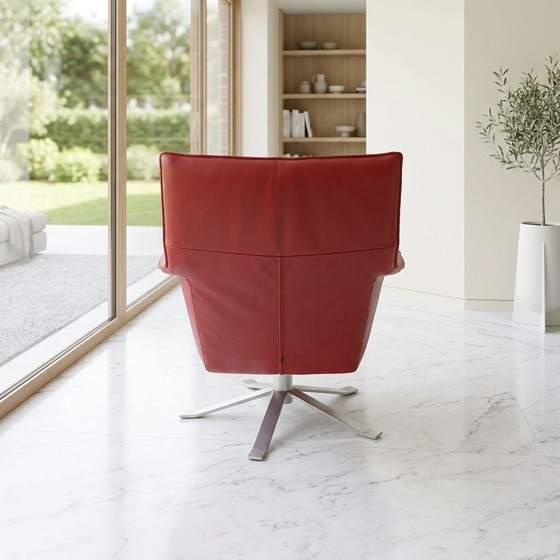 Design On Stock Model Djenne Swivel Armchair – Leather, Metal, Modern (photo 3 of 6)