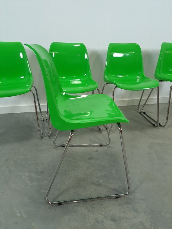 Image 1 of Set groene kunststof chromen buisframe stoelen Helmut Starke Zweden