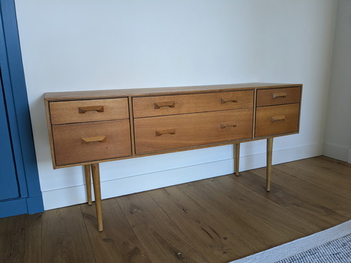 Buffet/commode à tiroirs en cerf du milieu du siècle dernier
