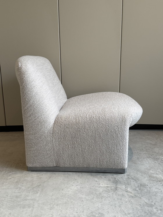 Image 1 of Artifort Alky vintage stoel - nieuw gestoffeerd