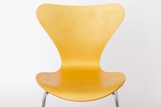 Image 1 of Arne Jacobsen Chair 3107 (Series 7), Beechwood Shell, Chrome Legs, Danish Design