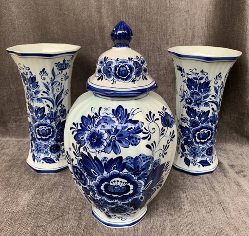 Set of Royal Delft blue vases. – vazen, Porcelain (photo 2 of 6)