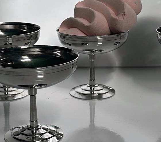 Image 1 of 6 cuencos de postre Guy Degrenne, estilo Art Déco de los años 80, Francia, cuenco para helado de acero inoxidable, taza con deco