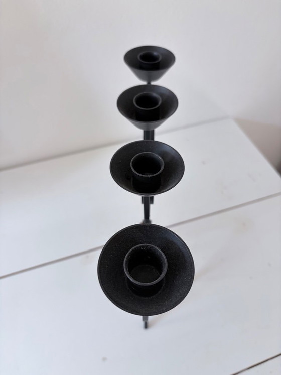 Image 1 of Gunnar Ander (attribuito) per Ystad-Metall – Candelabro in ferro battuto e vetro ambrato, Svezia, anni '60