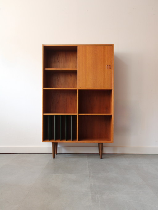 Vintage dänisches Bücherregal aus Teakholz mit Vinylboden