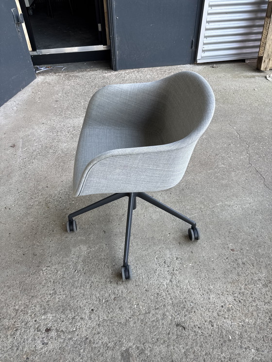 Image 1 of Muuto fiber bureaustoel