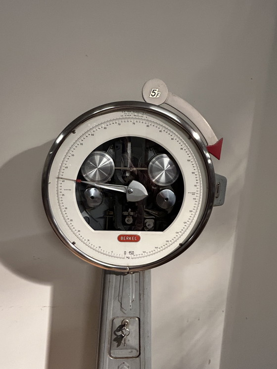 Image 1 of Berkel Wiegestation 1969 Stadtmobiliar