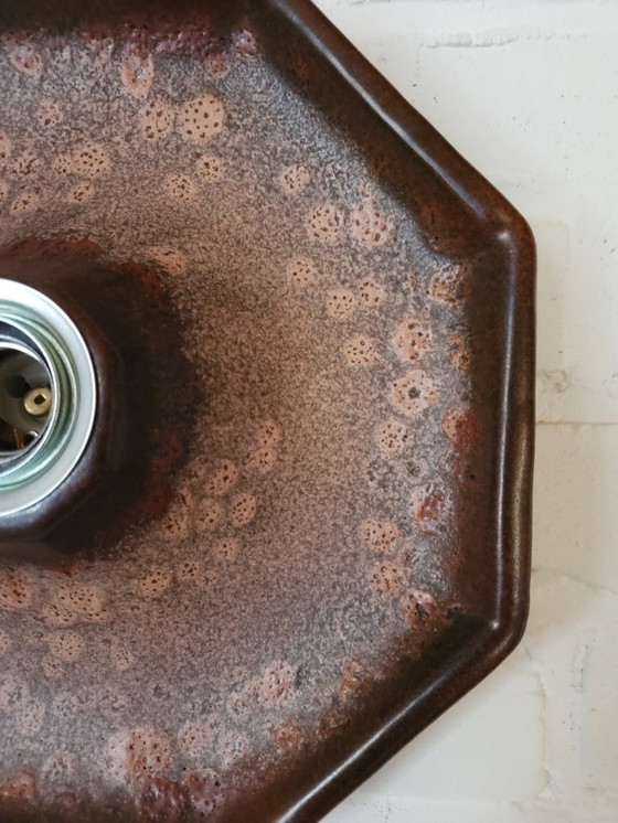 Image 1 of Keramieken aardewerken bruine vintage wandlamp, west germany fat lava stijl, keramische retro wandlamp, space age lamp