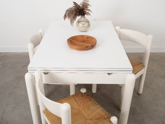 Image 1 of White extendable table, Italian design, 1980s, made in Italy