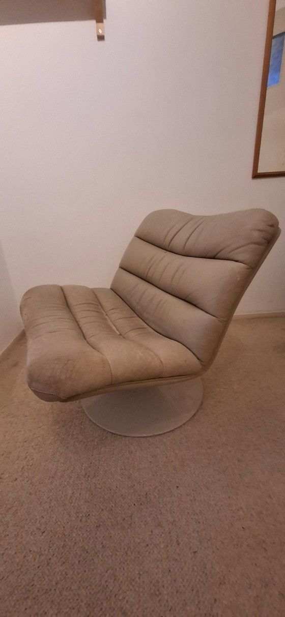 Artifort Leather Armchair, Swivel chairs, Metal, Beige (photo 6 of 15)