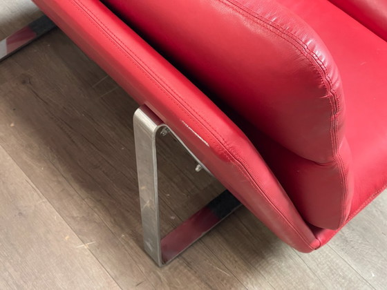 Artifort C683 – Rood Skai | Kho Liang Ie – 2 zitsbanken, Metal (photo 8 of 8)