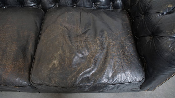 Image 1 of Black Beef Leather Chesterfield 2.5-Seater Sofa in English Style