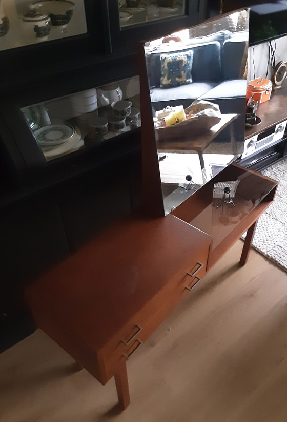 Image 1 of Mooie vintage teakhouten kaptafel jaren 60