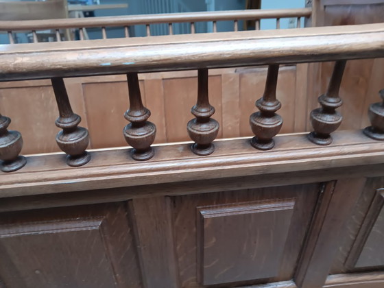 Image 1 of Cradle oak