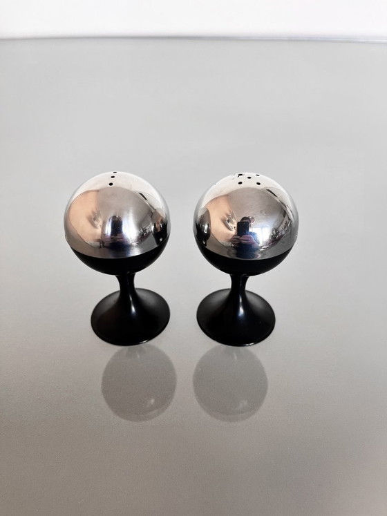 Rare vintage Space Age Quist salt and pepper set – Kitchen accessories, Plastic (photo 7 of 9)