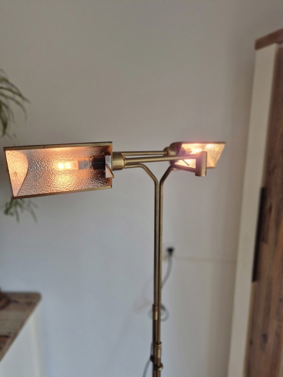 Image 1 of Dubbele Leeslamp - Vloerlamp - Notaris vloerlamp - Dimmer - Metaal - Koper/Bronskleurig - In hoogte verstelbaar - Zwenkarm.