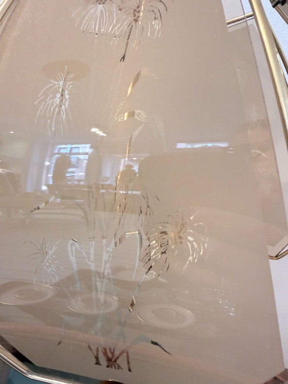 Lampada da tavolo in ottone Hollywood Regency con vetro inciso botanicamente - Anni '70, Lampade da tavolo (foto 6 di 10)