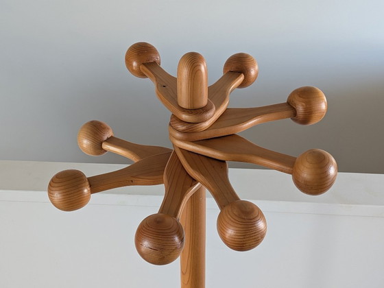 Image 1 of Vintage grenenhouten "Sputnik" kapstok – Scandinavisch modern – jaren 70