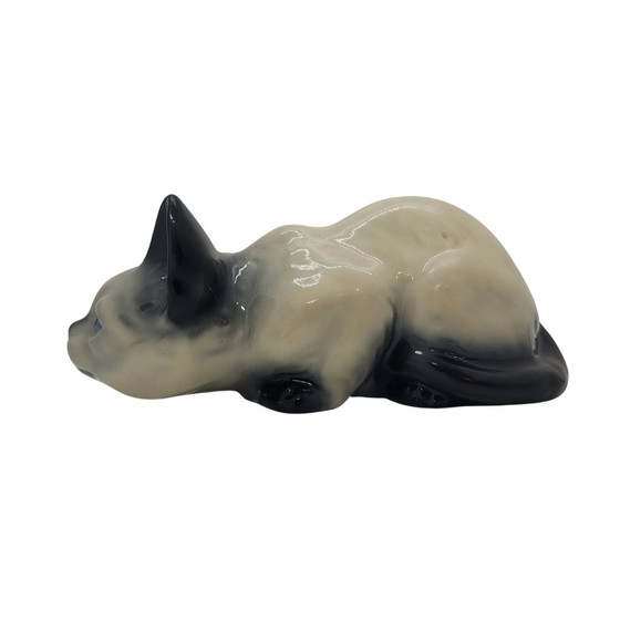 Image 1 of Figur „Liegende Katze“, emailliertes Porzellan, Lladró-Stil, 20. Jahrhundert – Spanien