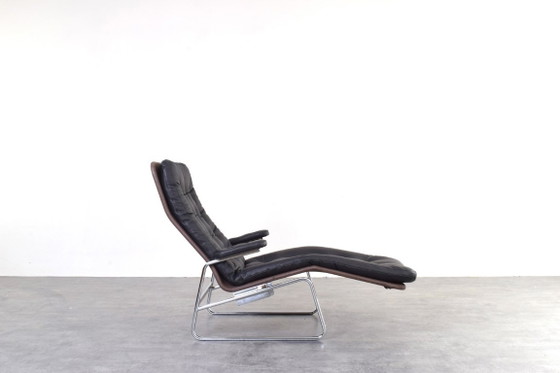 Chaise longue modelo Fenix ​​de piel y cromo de Bauhaus, diseñada por Sam Larsson para Dux. – Metal, Leather (photo 3 of 14)