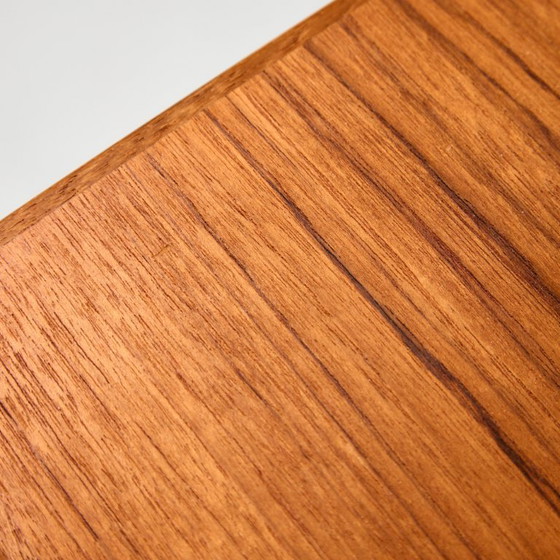 Image 1 of MK9976 Table de salle à manger restaurée en teck et chêne