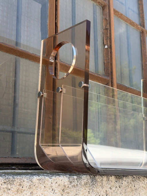 Revistero de plexiglás de Michel Dumas para Roche Bobois - Vintage - Era espacial