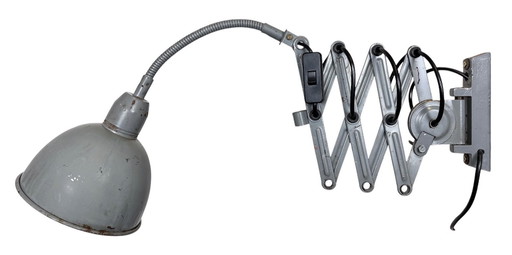 Lámpara de pared industrial gris tipo tijera de Elektroinstala, década de 1960