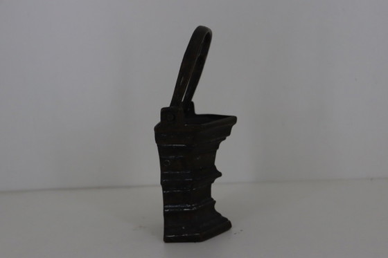 Antieke Bronzen Wijwateremmer / Bedwijwaterbakje (Neogotiek) – Wanddecoratie (photo 4 of 7)