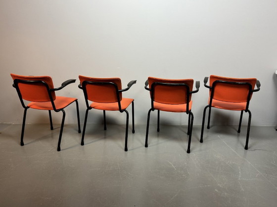 Image 1 of Set di 4 sedie da pranzo arancioni di design di metà secolo di Ahrend de Cirkel, Paesi Bassi, anni '60
