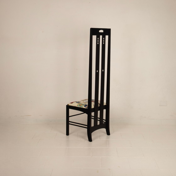 Chaise High Ingram Postmoderne Charles R. Mackintosh avec Tissu Fornasetti Alivar (photo 12 of 27)