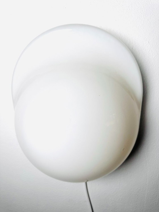 Image 1 of Wandleuchte aus opalfarbenem Glas „Tortue“ von Rodolfo Bonetto für Candle, Italien, 1970er Jahre