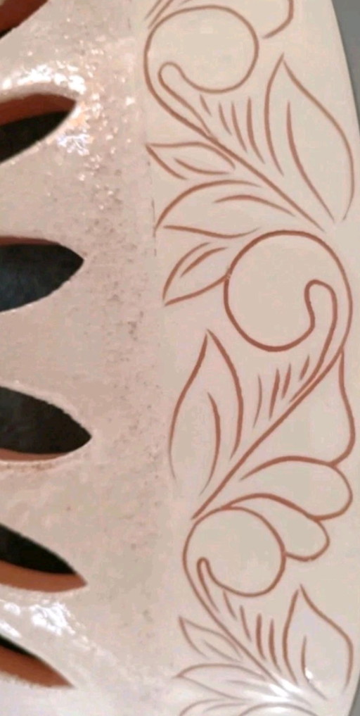 1 Ceramic Applique - Deidda Crafts