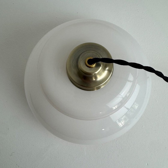 Lampada a sospensione vintage in vetro opalino, anni '70 – Lampade a sospensione, Glass (photo 8 of 11)