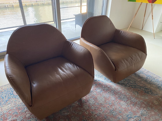 Image 1 of Set van twee design Hülsta  fauteuils in cognackleurig leder